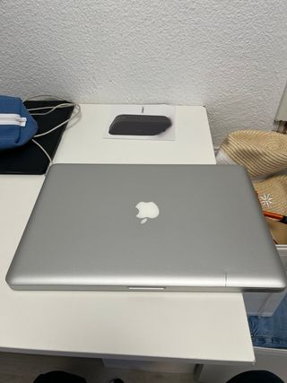 Apple MacBook Pro Plata