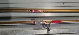 Cañas de pesca antiguas.