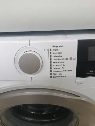 Lavadora AEG 9kg