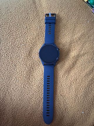 Reloj Inteligente Negro y Azul sin caja
