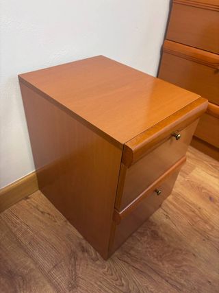 Conjunto muebles dormitorio madera