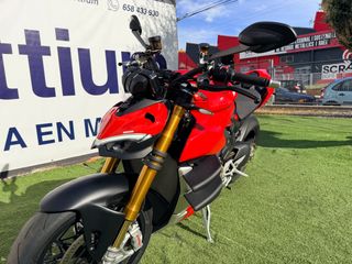 DUCATI STREETFIGHTER V4 S
