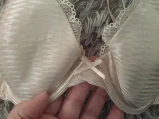 Sutiã TU com Aro 85C Bege