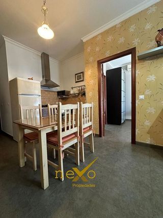 Piso en venta en Carmona