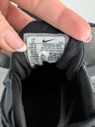 Nike Quest 5 Zapatillas Negras y Blancas