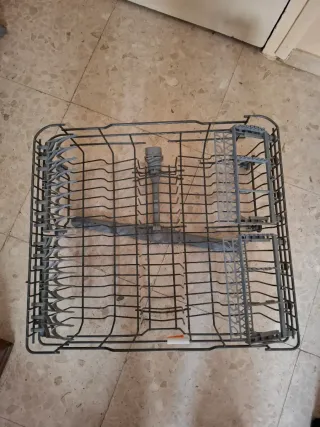 Cesto inferior lavavajillas Smeg