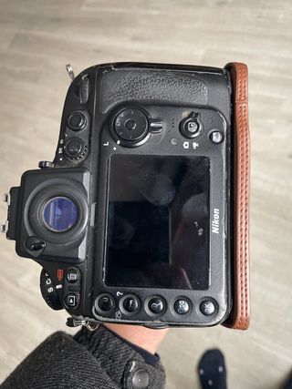 Fondello in pelle per Nikon D800