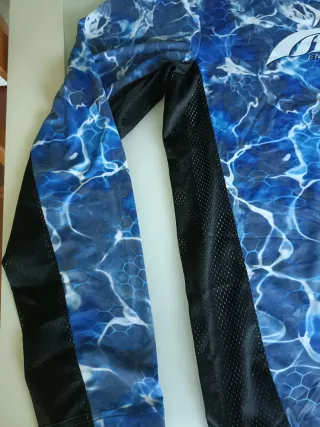 Camiseta técnica protección solar talla XL