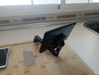 Soporte tablet/móvil ajustable