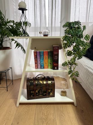 Estantería/Mesa Auxiliar Ikea blanca.