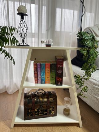 Estantería/Mesa Auxiliar Ikea blanca.