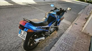Kawasaki ZZR600 1990
