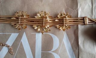 Cinturón Zara Flores Dorado