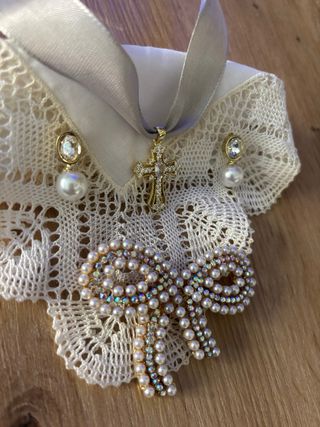 Aderezo fallera bebe o niña piedras blancas