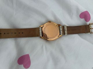 Reloj Michael Kors Beige y Dorado