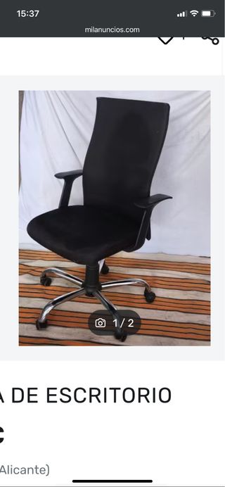 Silla de oficina ergonómica negra