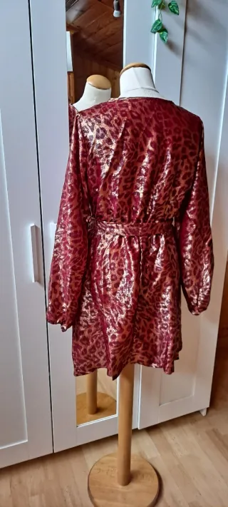 Vestido leopardo burdeos y dorado