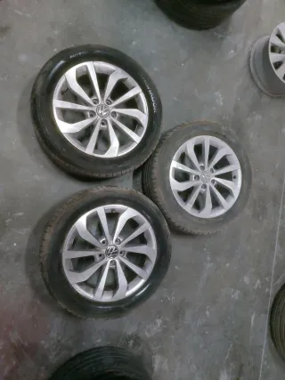 Llanta VW Troc 2023 215/ 55/17