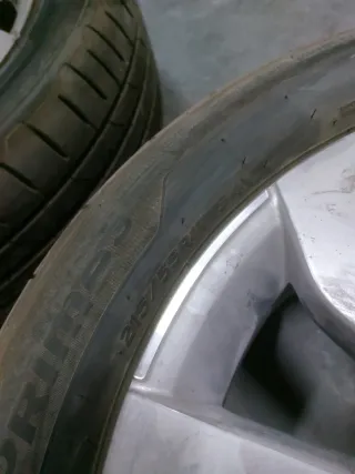 Llanta VW Troc 2023 215/ 55/17