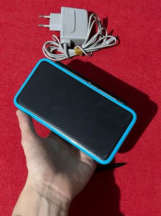 Nintendo NEW 2DS XL