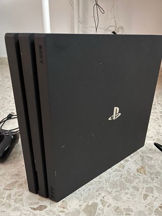 Console PlayStation 4 Pro 1TB Nero