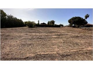 Terreno en venta en Carmona