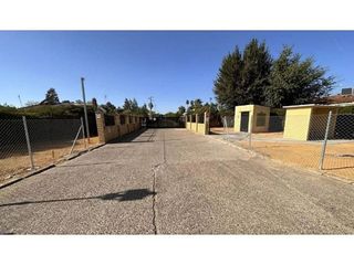 Terreno en venta en Carmona