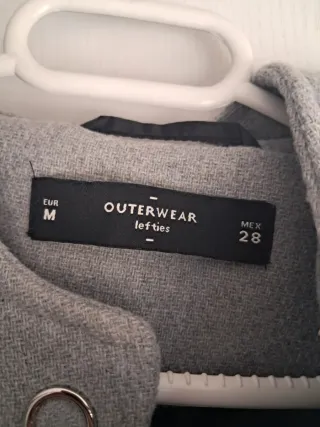 Abrigo gris de paño Lefties