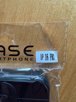 Funda iPhone 16 Pro con tapa cámara