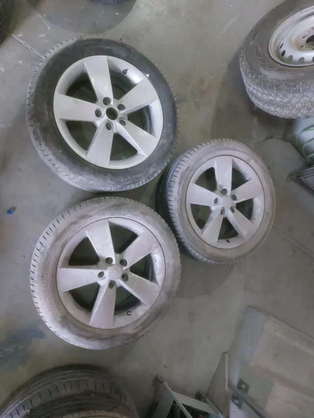 Llanta Skoda Karoq 2019  R17