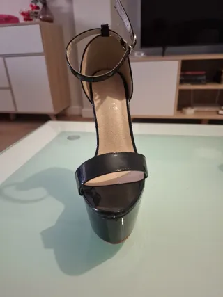 Zapatos tacón alto plataforma negros