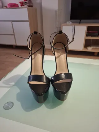 Zapatos tacón alto plataforma negros