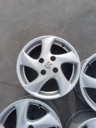 Llantas 15 Peugeot 206 (Juego 4)