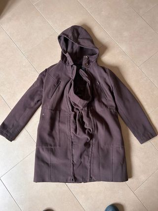 Abrigo de porteo marrón