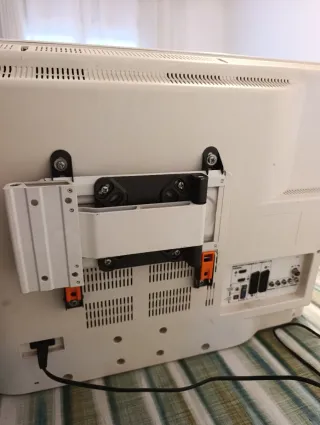 Televisor Toshiba Regza Blanco