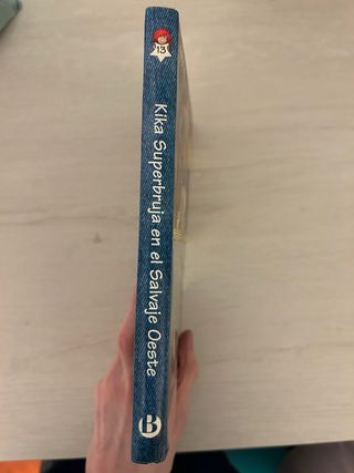 Kika Superbruja en el Salvaje Oeste (Spanish Ed...