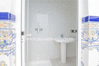 Chalet en venta en Lucena