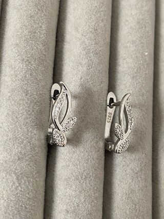 Pendientes Plata Hojas con Circonitas