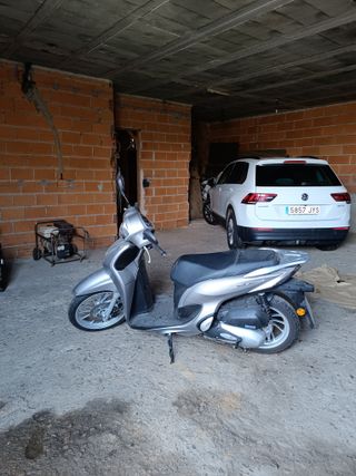 Honda SH Mode 125cc Scooter