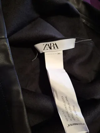 Vestido Negro Cuello Alto Zara