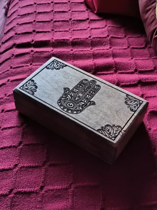 Caja madera tallada mano Fátima