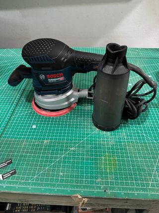 Lijadora Rotorbital Bosch GEX 40-150