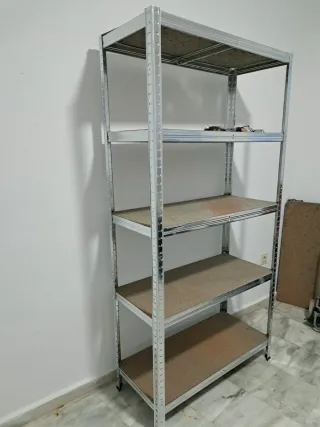 2 estanterías metálica con baldas