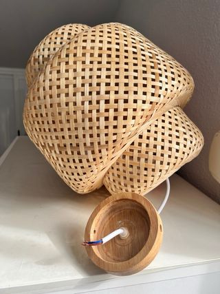 Lámpara colgante bambú ratán tejida