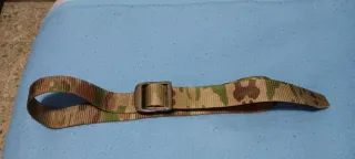 Cinturones variados