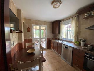 Chalet en venta en Núcleo Urbano en Chiclana de la Frontera