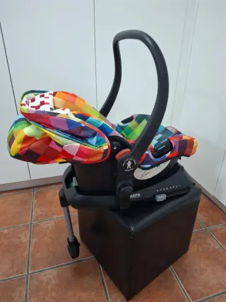 Silla Bebé Cosatto Pixelate Capazo IsoFix