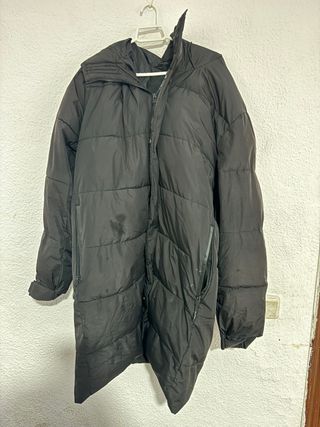 Abrigo largo Pull&Bear negro talla L