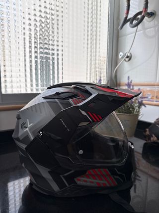 Casco Moto Nexx (M) +  Intercomunicador Active