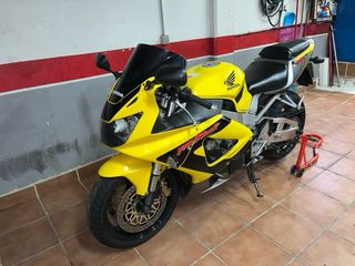 Honda CBR 929 RR Fireblade 2001